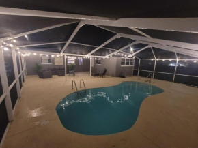 Cozy 3 bed 2 bath pool home near Busch Gardens